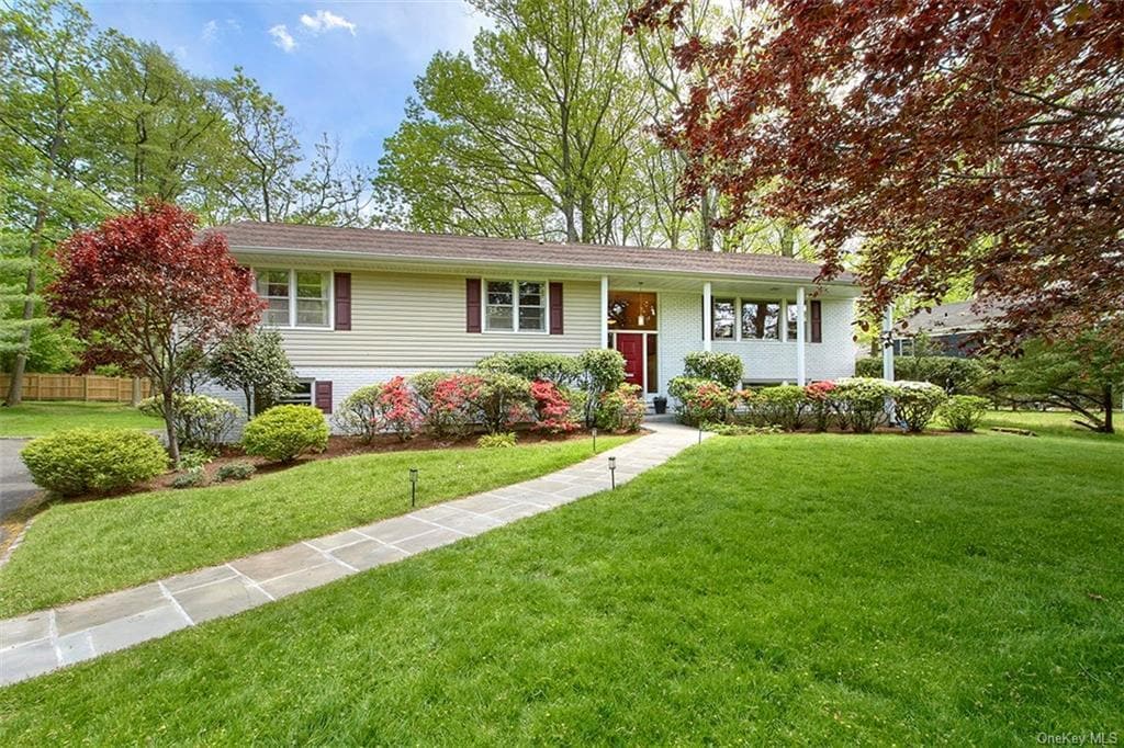 21 Douglas Cir, Rye, NY 10580 House for Rent in Rye, NY