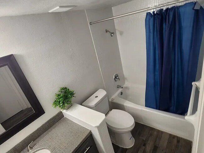Foto del edificio - 2508 Ridgmar Blvd