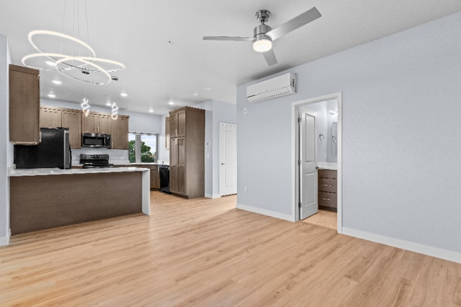 Building Photo - 234 S Main St