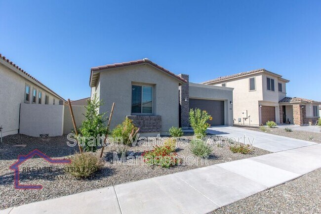 Building Photo - 17838 W Sapium Way