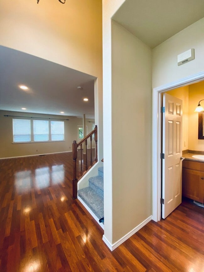 Building Photo - *$1,000 Off 1st Month's Rent!* Well-Kept Three Bedroom Home in West Salem