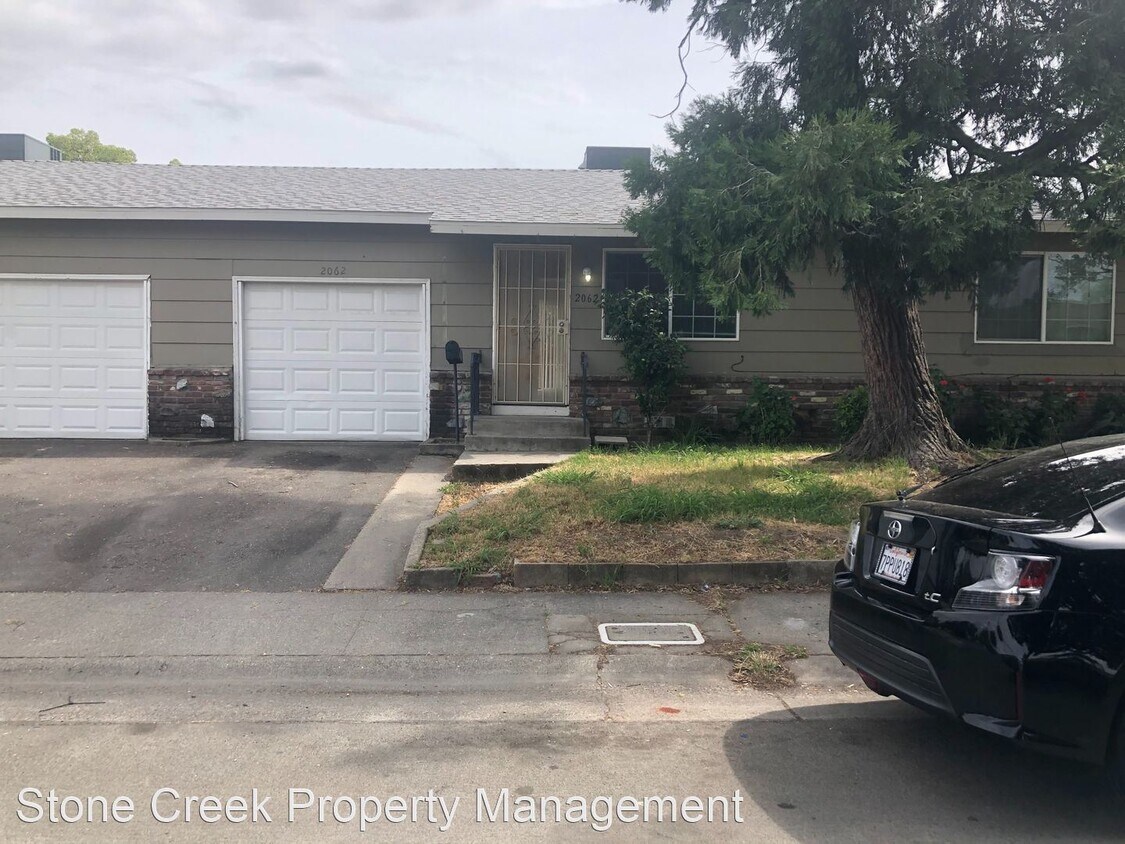 Foto principal - 2 br, 1 bath House - 2062 Oneil Wy.