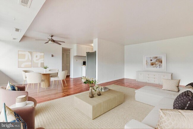 Foto del edificio - 5801 Quantrell Ave