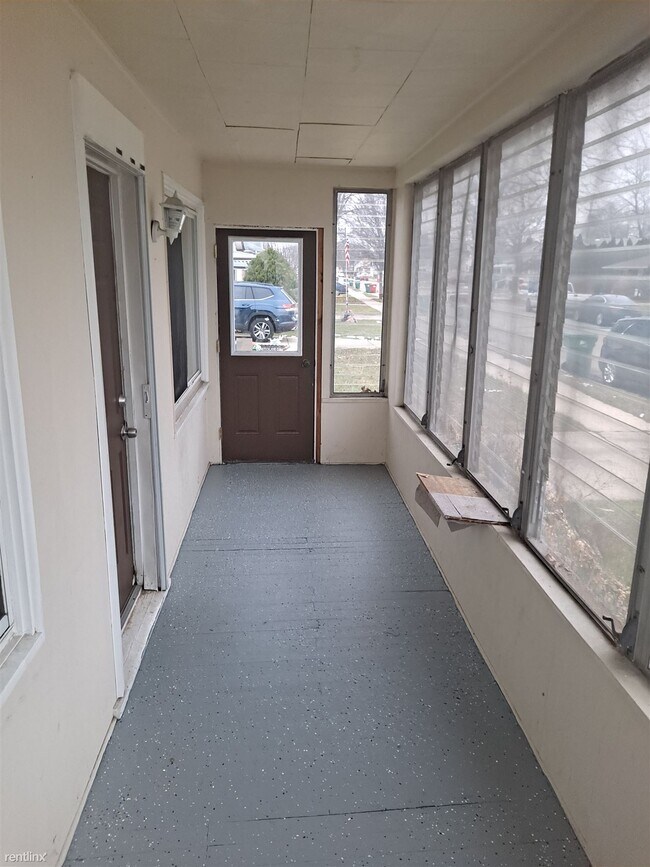Foto del edificio - 3 br, 1 bath House - 23076 Lambrecht Ave