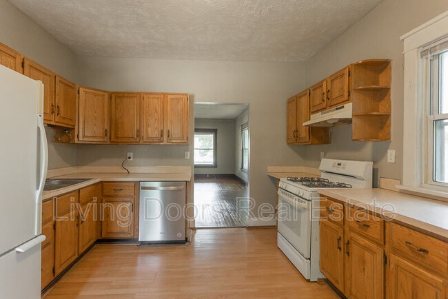 Foto del edificio - 1529 N 24th St