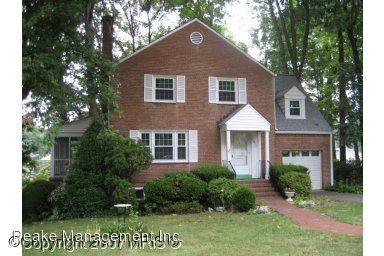 Foto principal - 1872 N Patrick Henry Dr