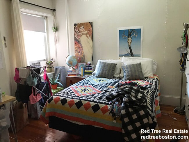 Photo - 1589 Beacon St Apartment