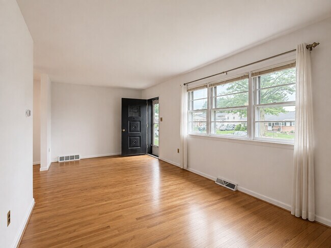 Foto del edificio - 527 W Marion St