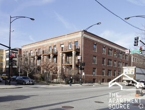 Building Photo - 902 W Belle Plaine Ave
