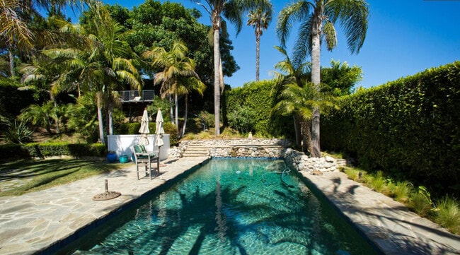 Building Photo - 3614 Malibu Country Dr