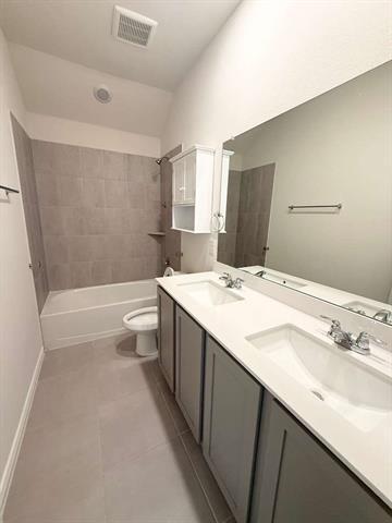 Building Photo - 804 Marigold St