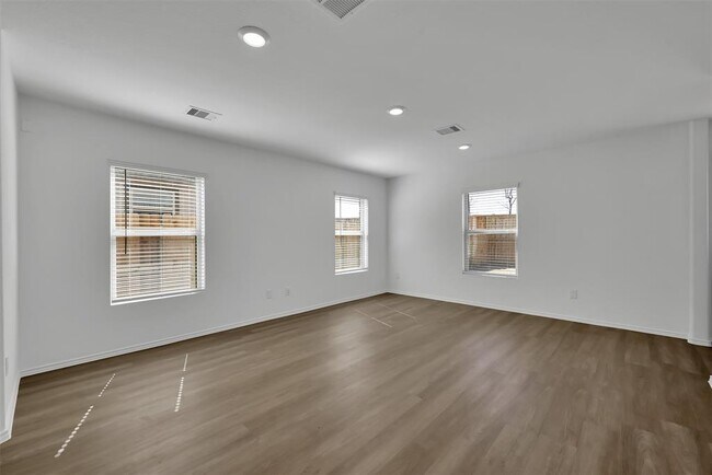 Foto del edificio - 1714 Campos Ct