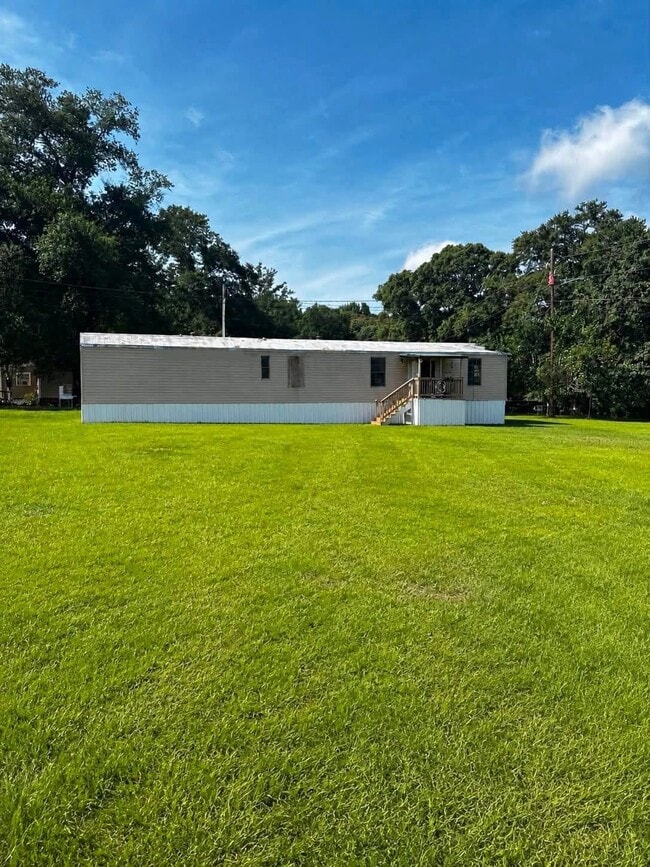 Building Photo - 462 Trice Rd