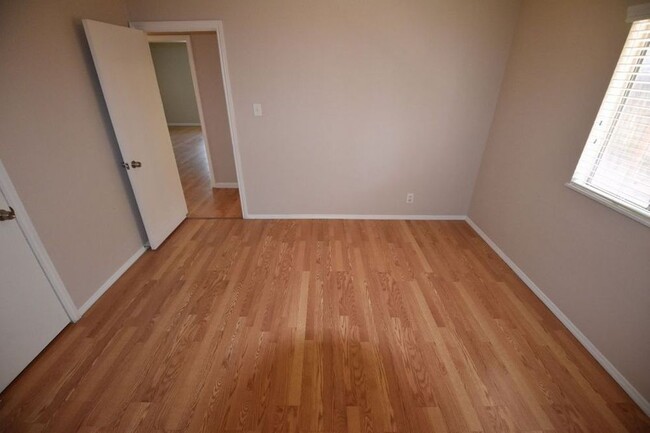 Foto del edificio - Youll love living in this stylish home