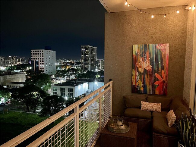 Foto del edificio - 444 NE 30th St