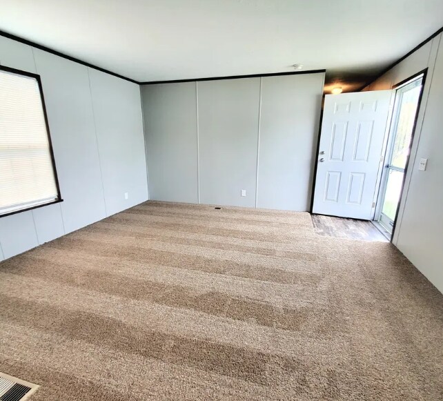 Foto del edificio - 8040 Harbour Dr