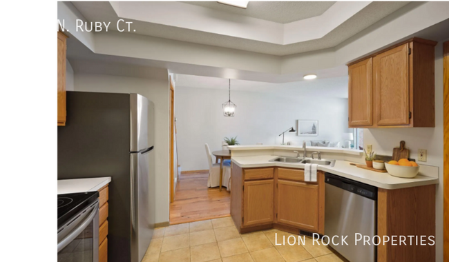 Foto del edificio - Desirable 2-Bedroom Townhome in Eagan, Min...