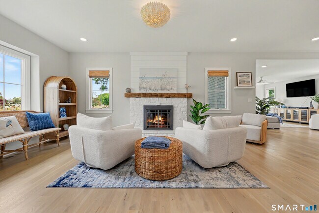 Foto del edificio - 91 Shelter Cove Rd
