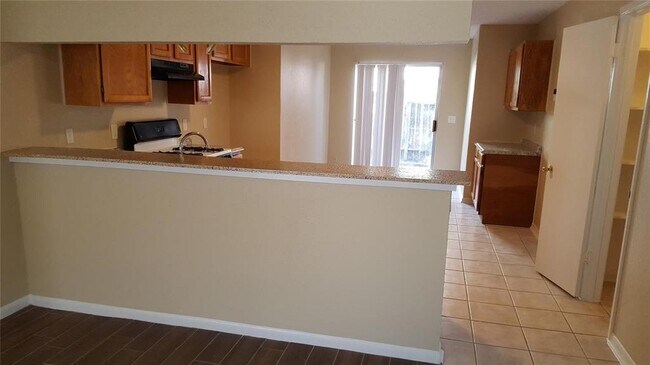 Building Photo - 18206 Brooknoll Dr