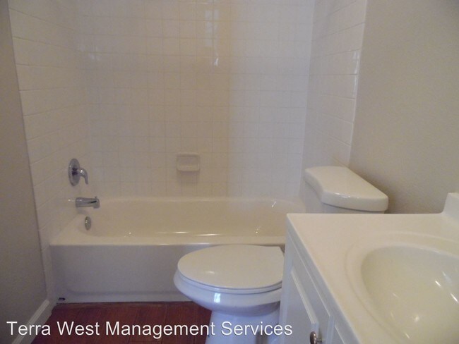 Building Photo - 4895 S Torrey Pines Dr