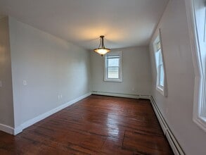Building Photo - 29 Brighton St