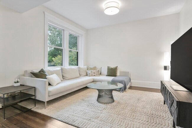 Foto del edificio - 70 Marshal St