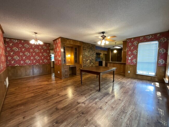 Foto del edificio - 711 VZ County Road 2411