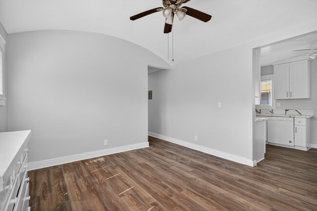 Foto del edificio - 736 Olive Ave