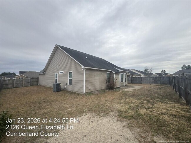 Building Photo - 2126 Queen Elizabeth Ln