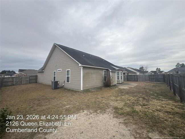 Foto del edificio - 2126 Queen Elizabeth Ln