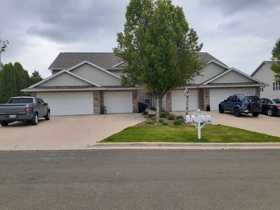 3048 Selkirk Dr., Sun Prairie - 3048 Selkirk Dr