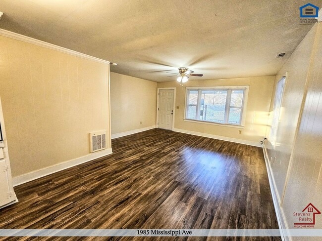 Foto del edificio - 1985 Mississippi Ave