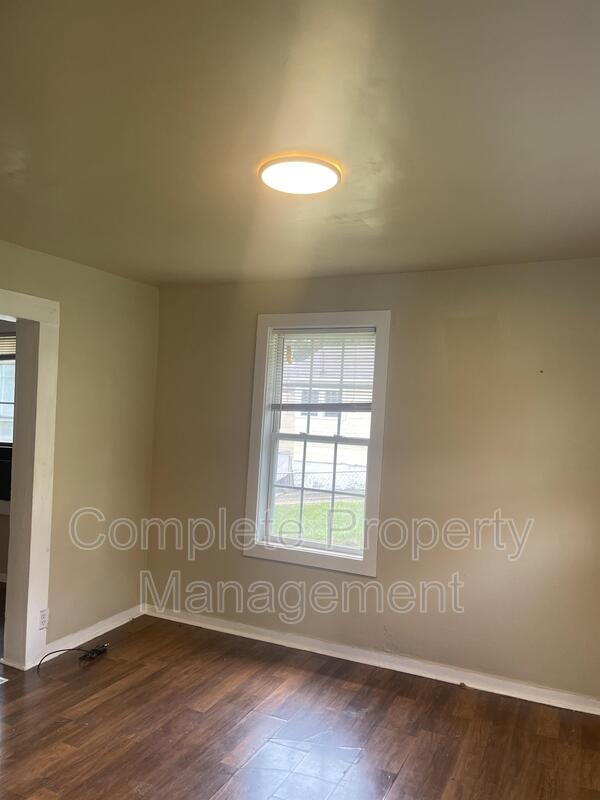 Building Photo - 329 62nd St