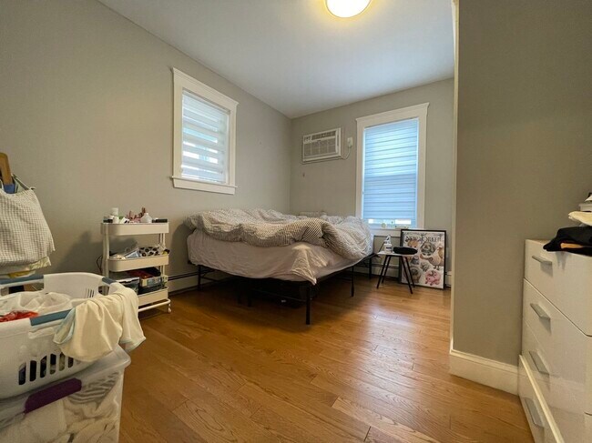 Building Photo - 15 Speridakis Ter