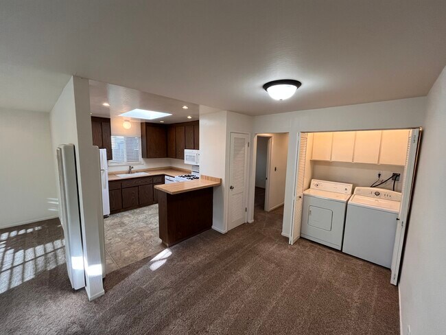 Foto del edificio - 538 Ocean View Ave