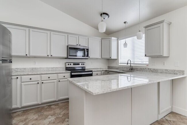 Foto del edificio - Beautiful Single Family Home for Rent in L...