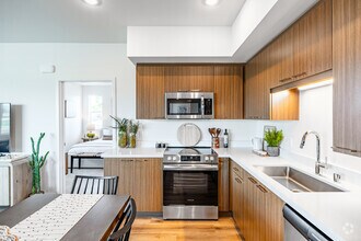 Interior Photo - Dezi