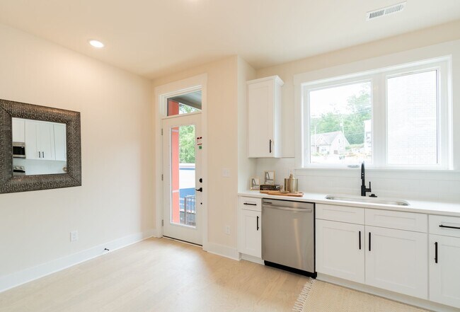Foto del edificio - 2 Bedroom Townhome North Shore
