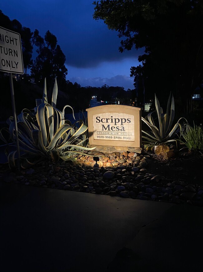 Foto del edificio - 9939 Erma Rd