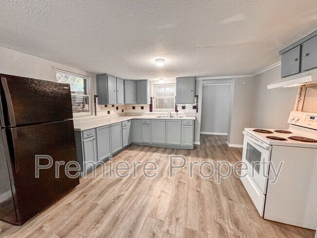 Foto del edificio - 1238 S Claremont Ave