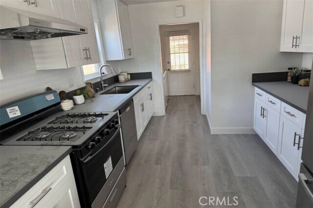 Building Photo - 3813 W 173rd St