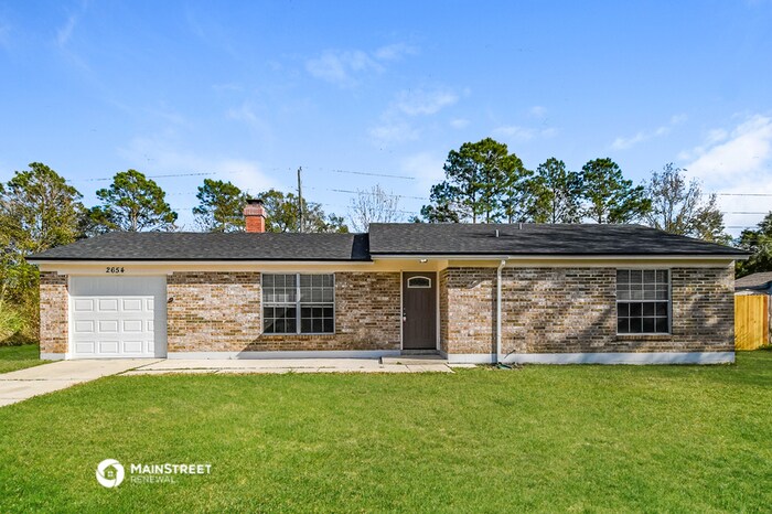 Foto principal - 2654 Pinewood Blvd E
