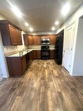 Building Photo - 6941 Village River Ln