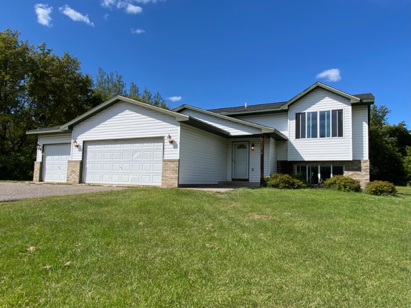 Foto principal - 2415 319th Ln NE