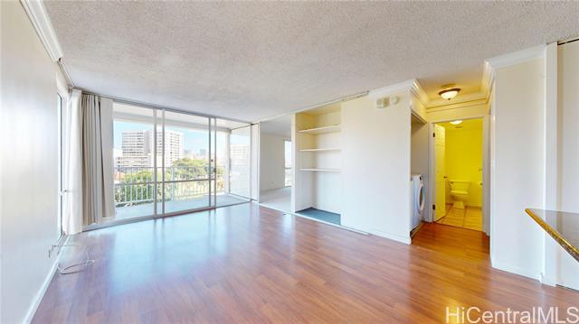Building Photo - 1617 Ke’eaumoku St