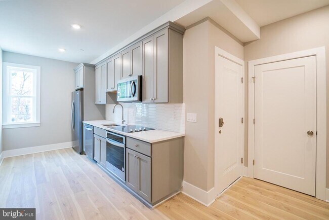 Foto del edificio - 720 N Preston St