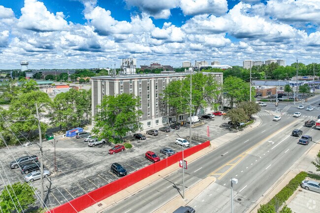 Contexto - The Terraces at Dekalb