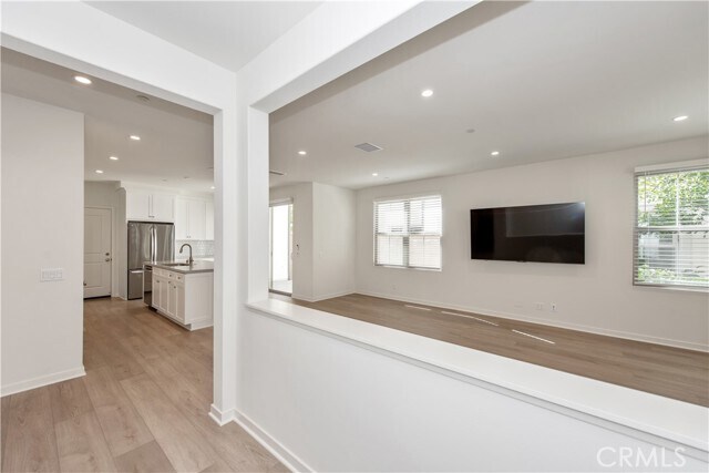 Building Photo - 148 Newburry