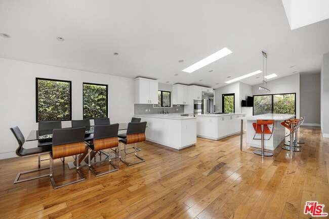 Building Photo - 11367 Elderwood St