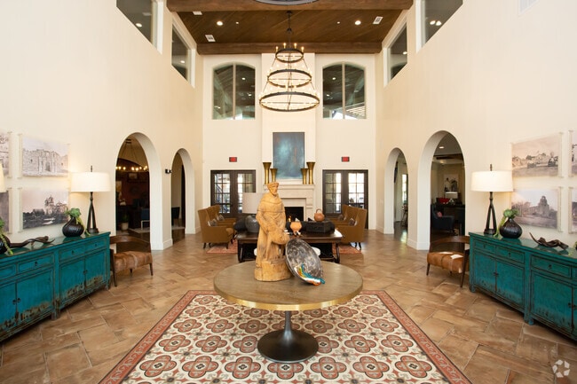 Interior Photo - MELA
